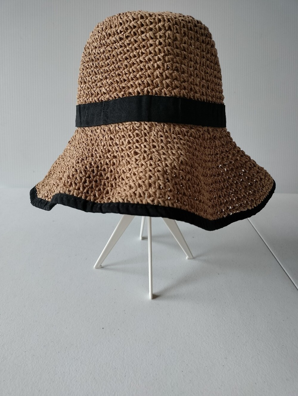 Bindya Lightweight Straw Tan Black Ribbon Sun Hat Beach Cruise Vacation Pool